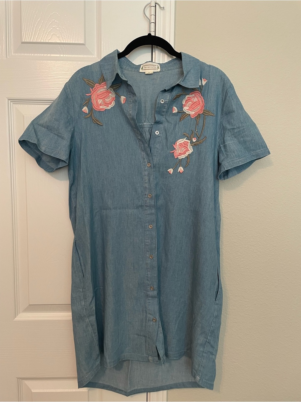 loveriche Chambray Dress with Floral Embroidery